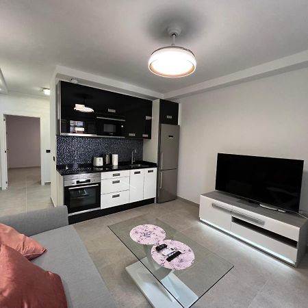Luxury Apartment Orlando Адехе Екстериор снимка