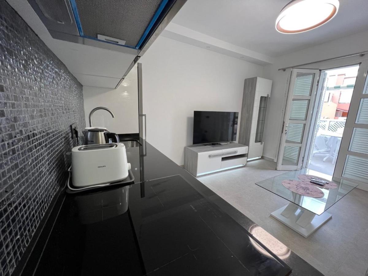 Luxury Apartment Orlando Адехе Екстериор снимка