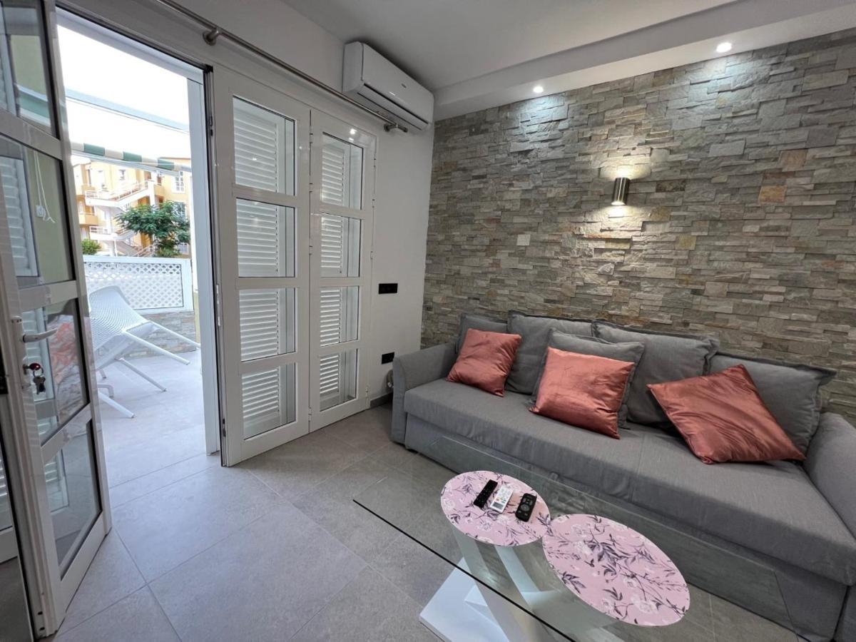 Luxury Apartment Orlando Адехе Екстериор снимка