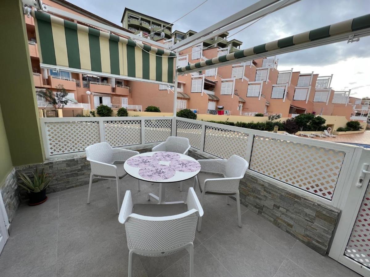 Luxury Apartment Orlando Адехе Екстериор снимка
